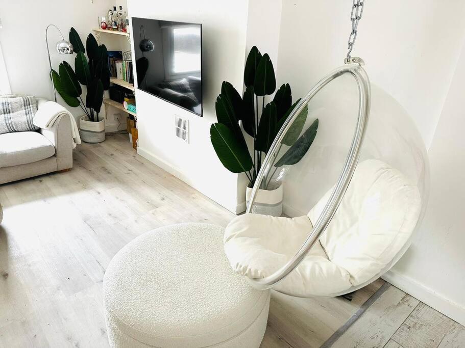 Stunning 2 Bedroom Flat Camden Лондон Екстериор снимка